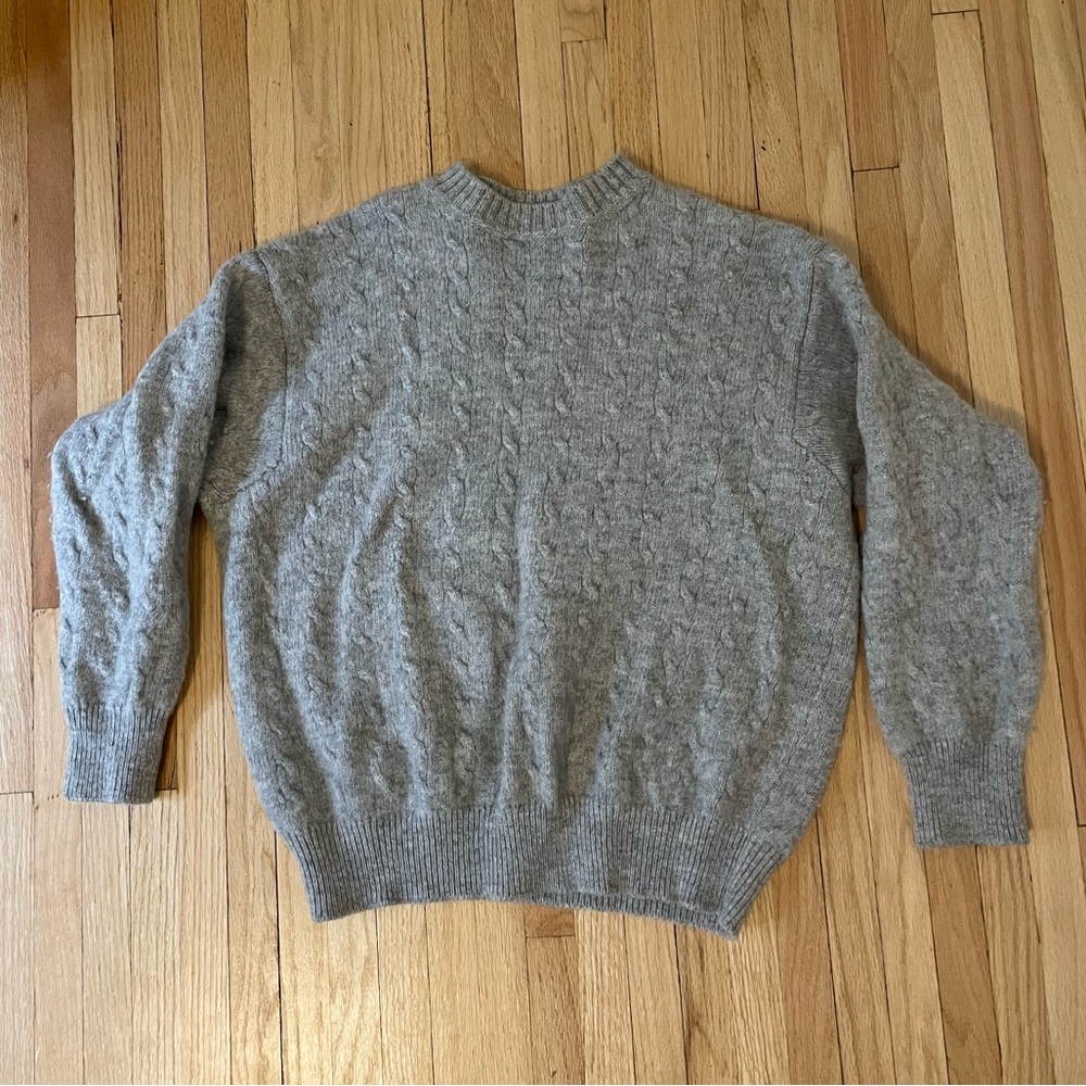 United Colors of Benetton grey wool sweater women’s medium